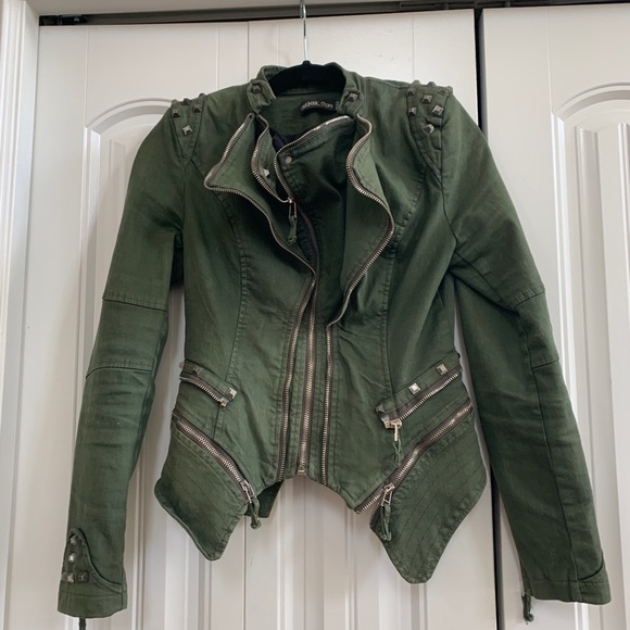 ARMY GREEN Jacket as worn by Jaclyn Hill - Picture 4 of 6